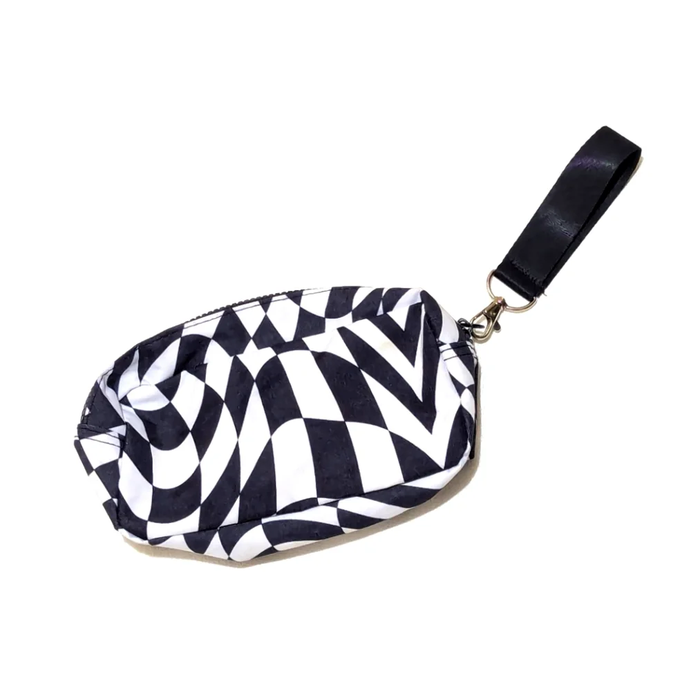 Retro | Funky | Checkered | Clutch | Pouch | Organizer | Beauty | Edgy | Trendy